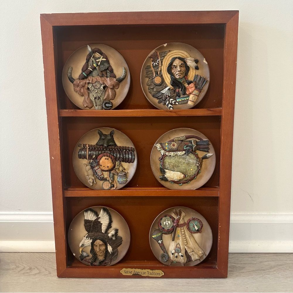 Antique Native American Indian Plate Set‎ (6) & Display Shelf 3D & Detailed